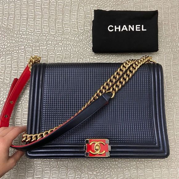 RARE 🦄 🔥 Limited Edition Chanel cube boy bag JUMBO - Picture 9 of 14